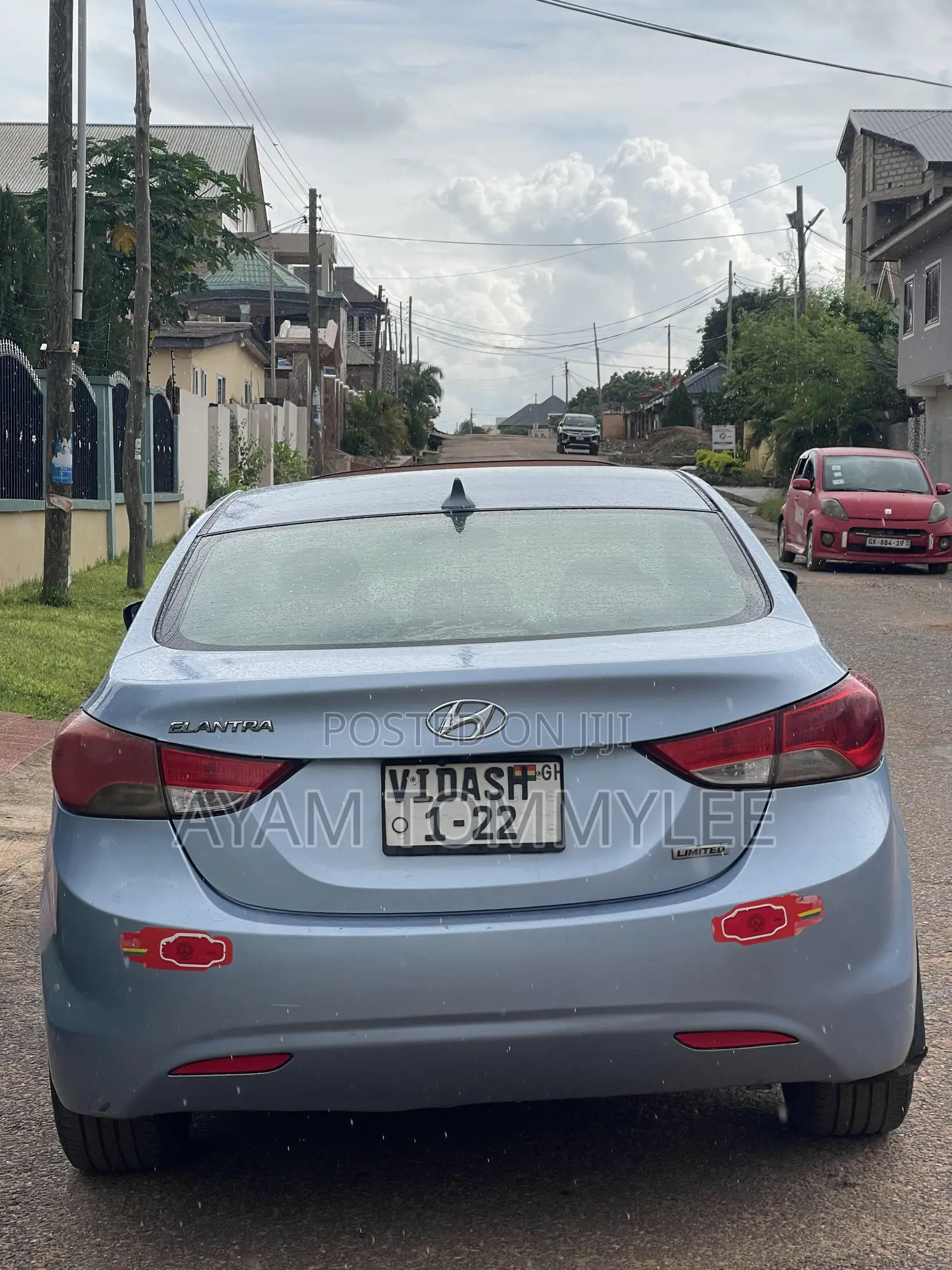 Hyundai Elantra Limited Sedan FWD (1.8L 4cyl 6A) 2013 Blue