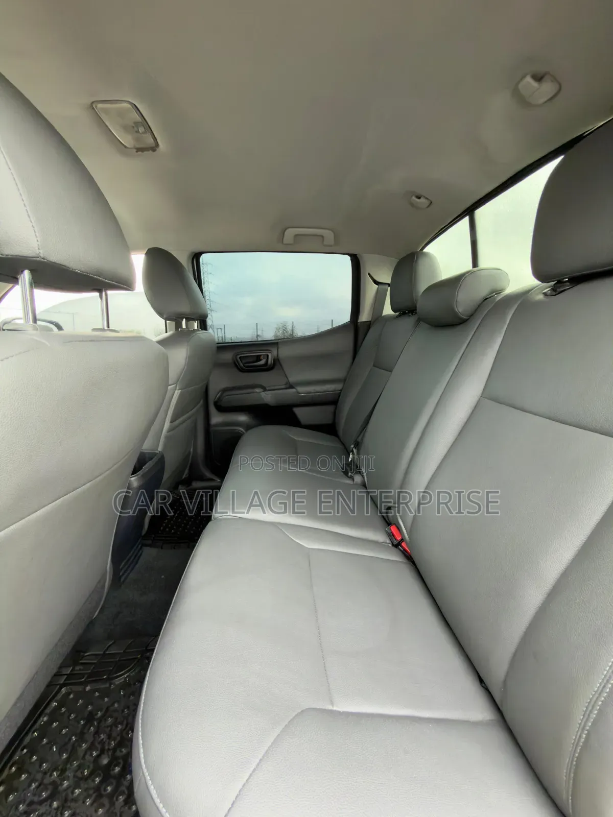 Toyota Tacoma 2018 White