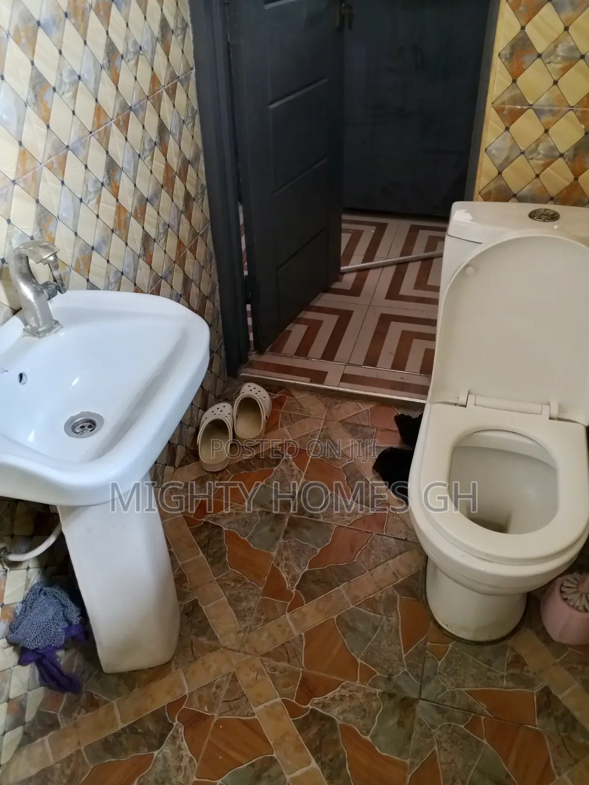 Studio Apartment in Mighty Homes, Kasoa for rent