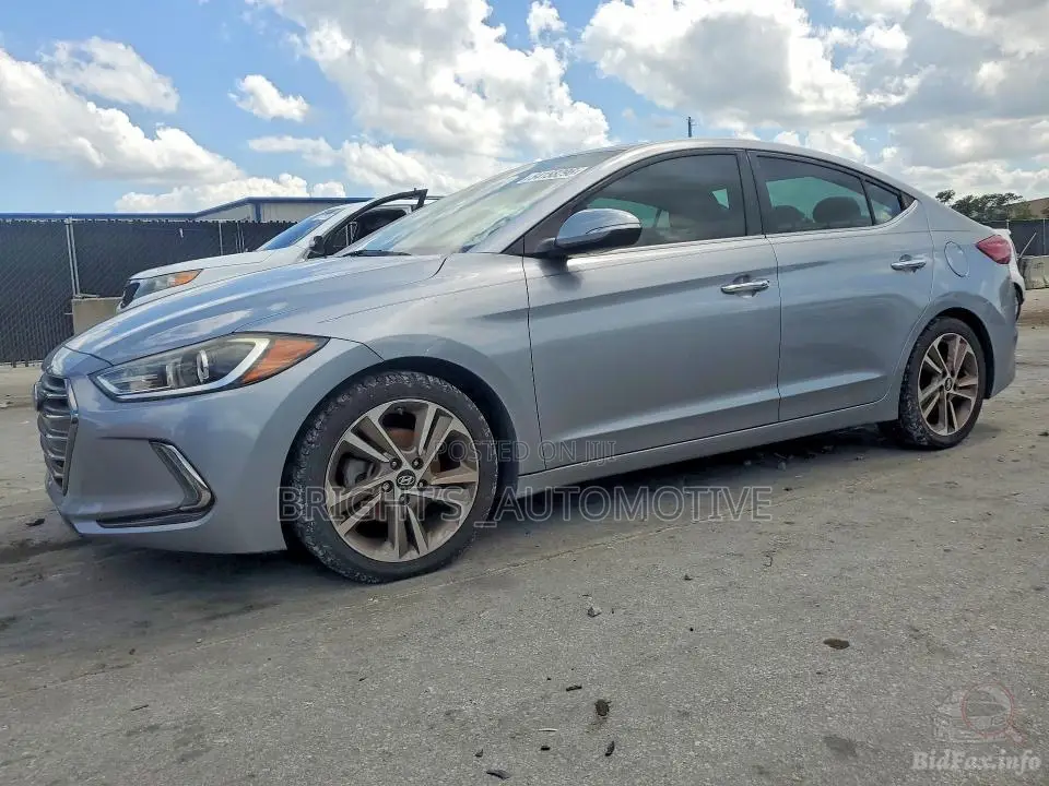 Hyundai Elantra Limited 2018 Silver
