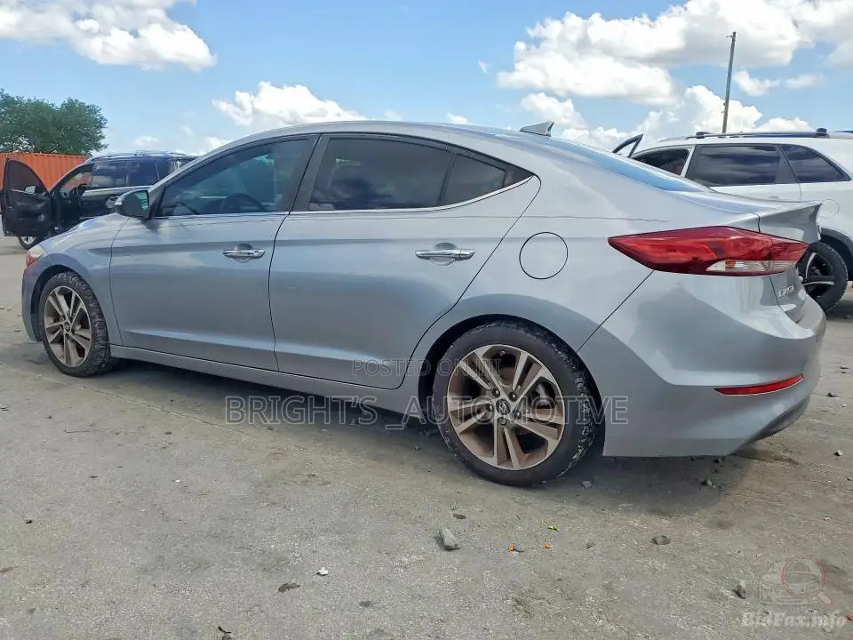 Hyundai Elantra Limited 2018 Silver