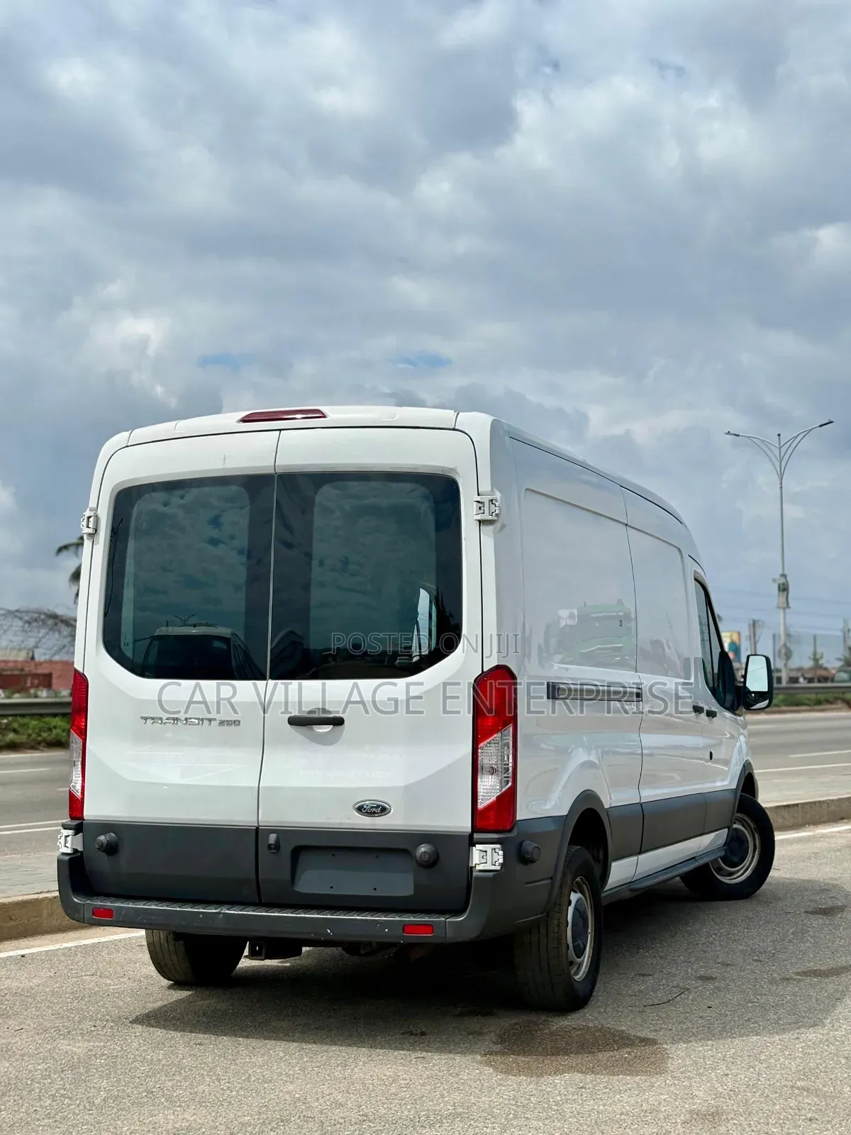 Ford Transit 2018 White