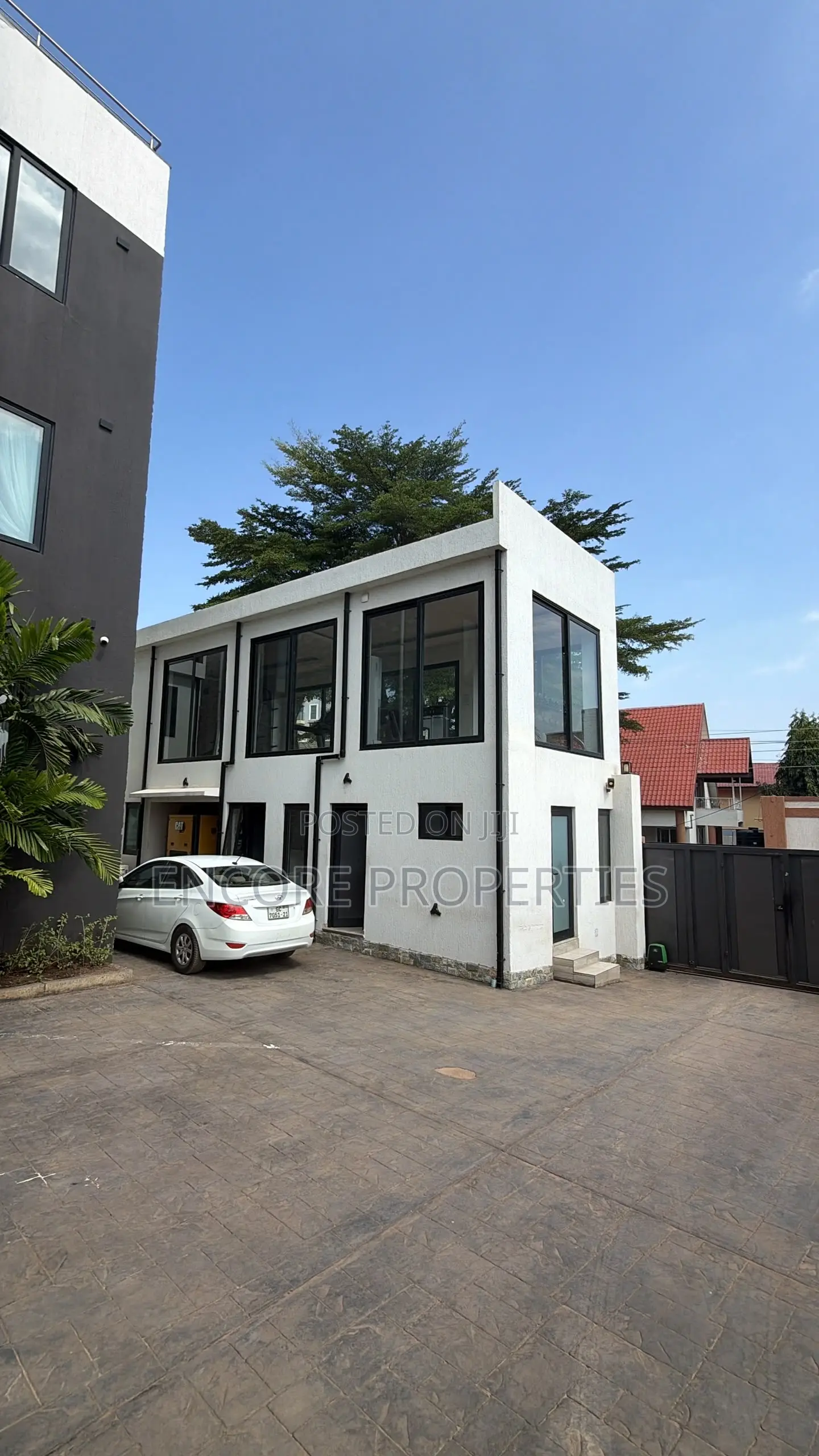 Furnished 3bdrm Apartment in East Airport for rent