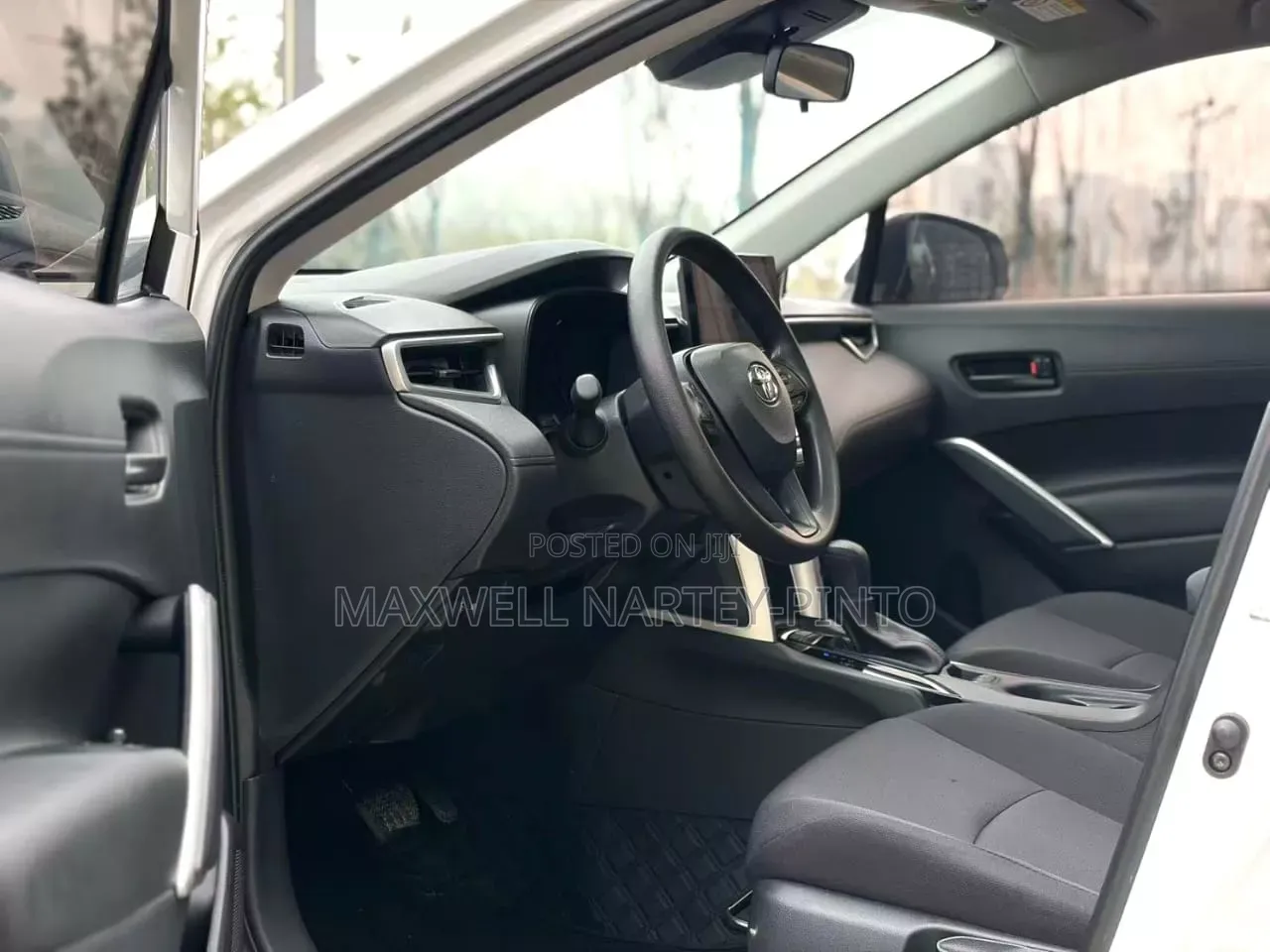 Toyota Corolla Cross 2025 White