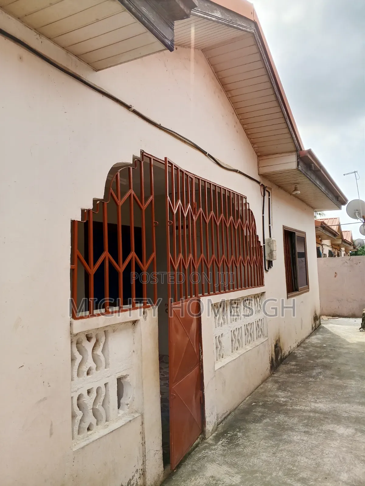 1bdrm Apartment in Mighty Homes, Kasoa for rent