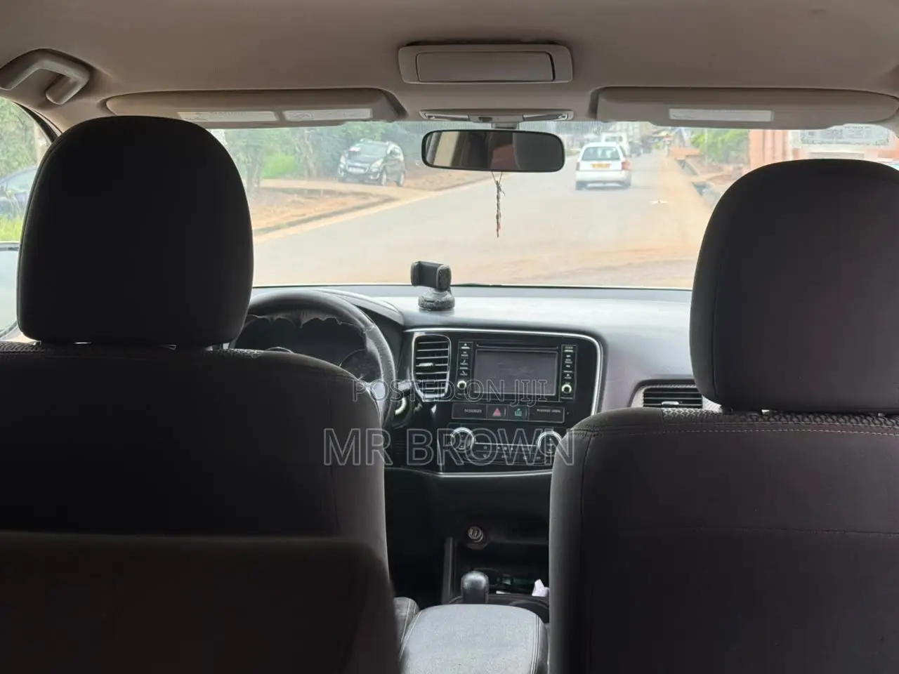 Mitsubishi Outlander SE FWD 2017 White