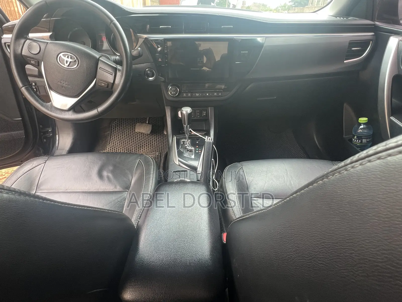 Toyota Corolla 2016 Black