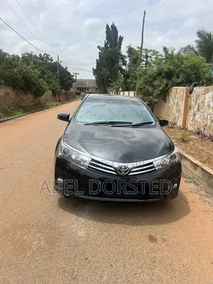 Toyota Corolla 2016 Black