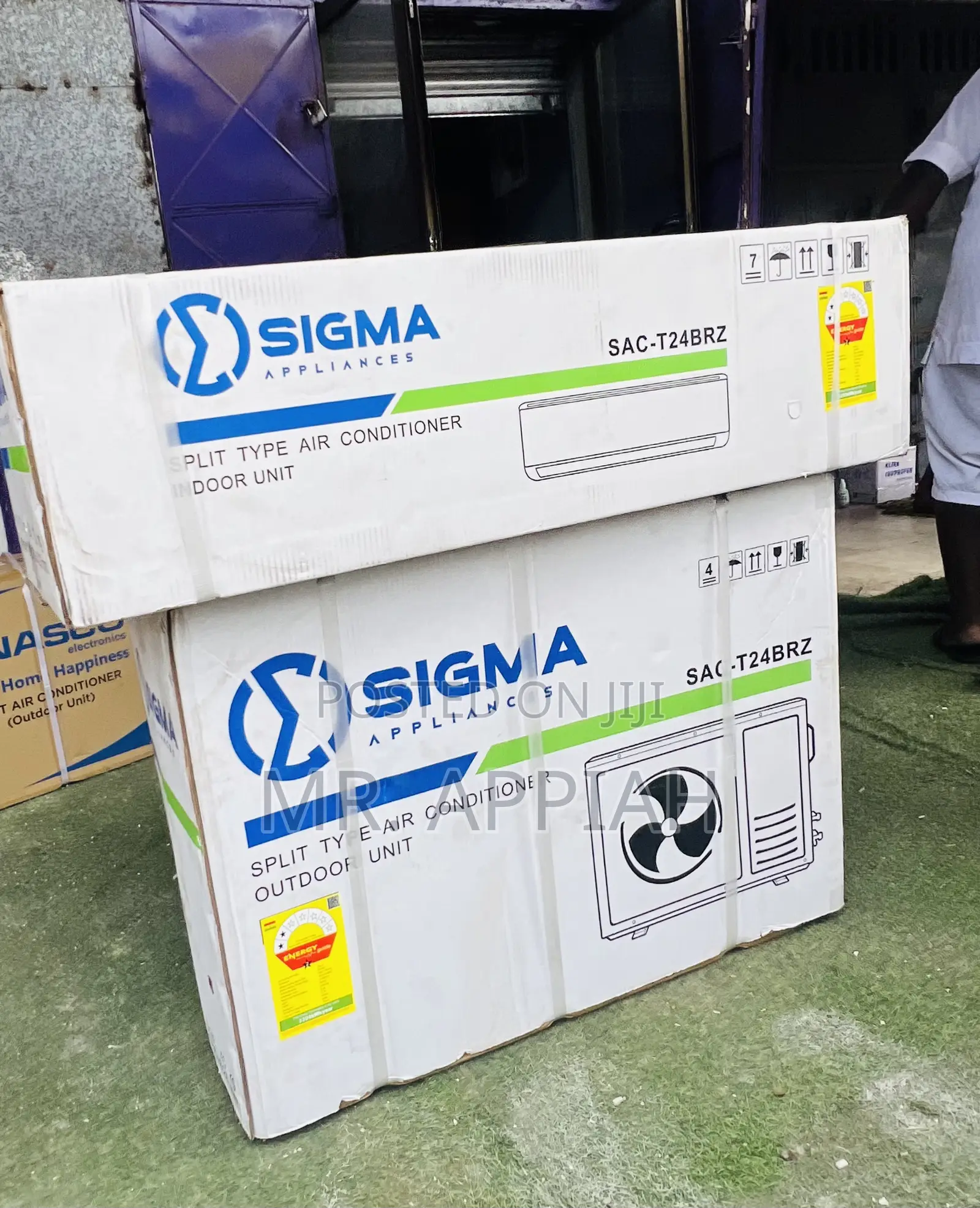 Authentic Sigma 2.5hp Air Conditioner(White) 