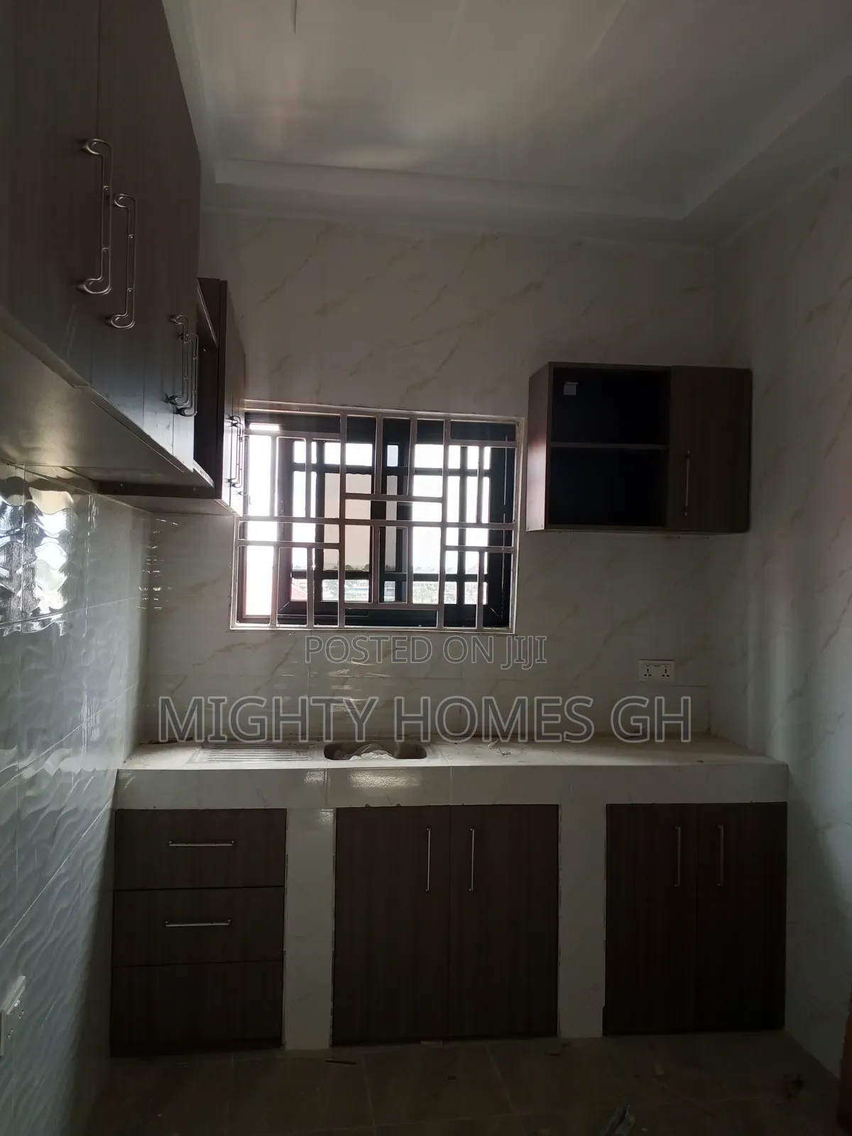 3bdrm Apartment in Mighty Homes, Kasoa for rent