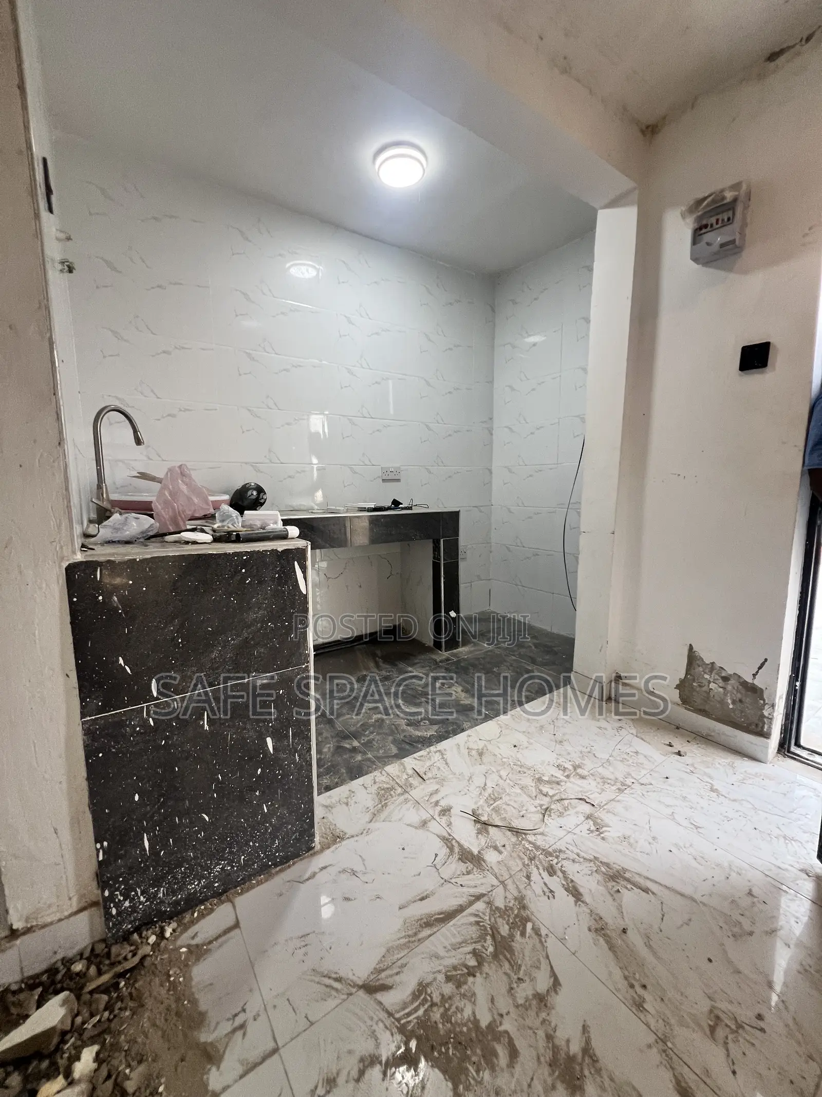 1bdrm Apartment in Burma Camp for rent