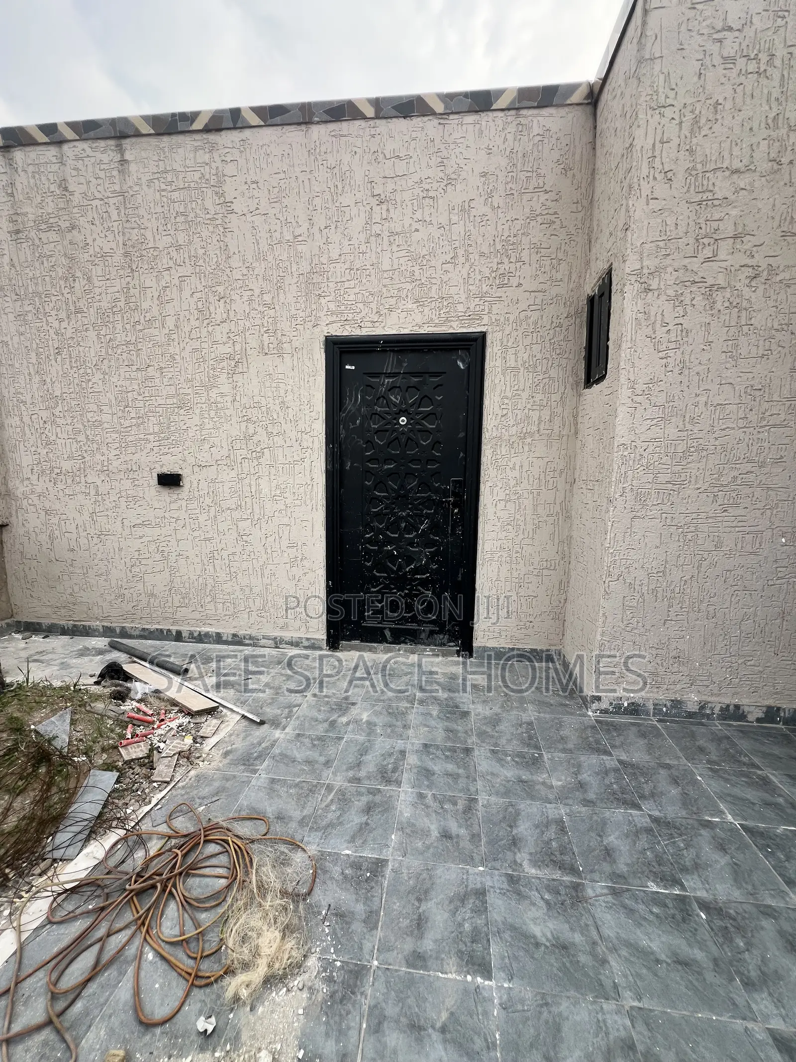 1bdrm Apartment in Burma Camp for rent