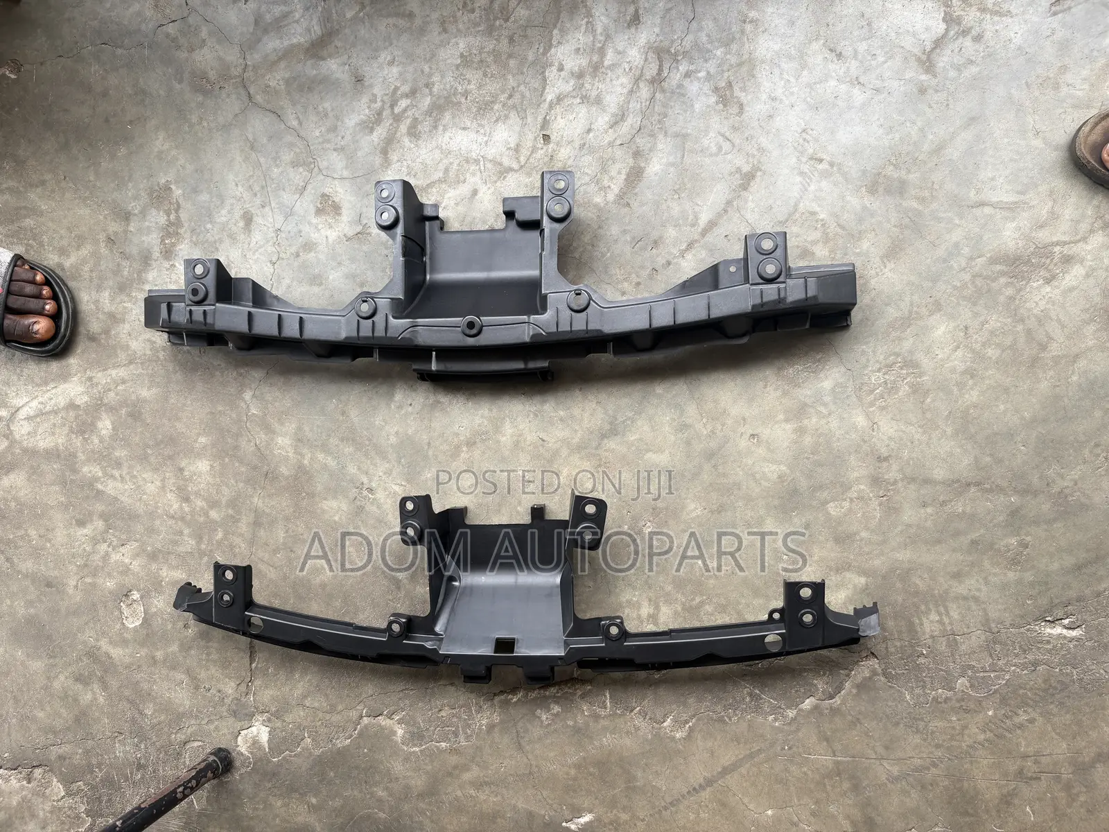 Honda CRV Bumper Grill Holder 2017 2018 2019 2020 2021 2022