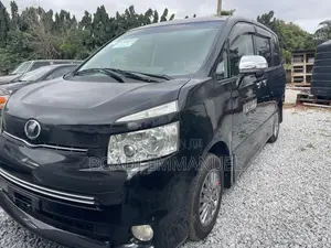 Toyota Voxy 2012 Black