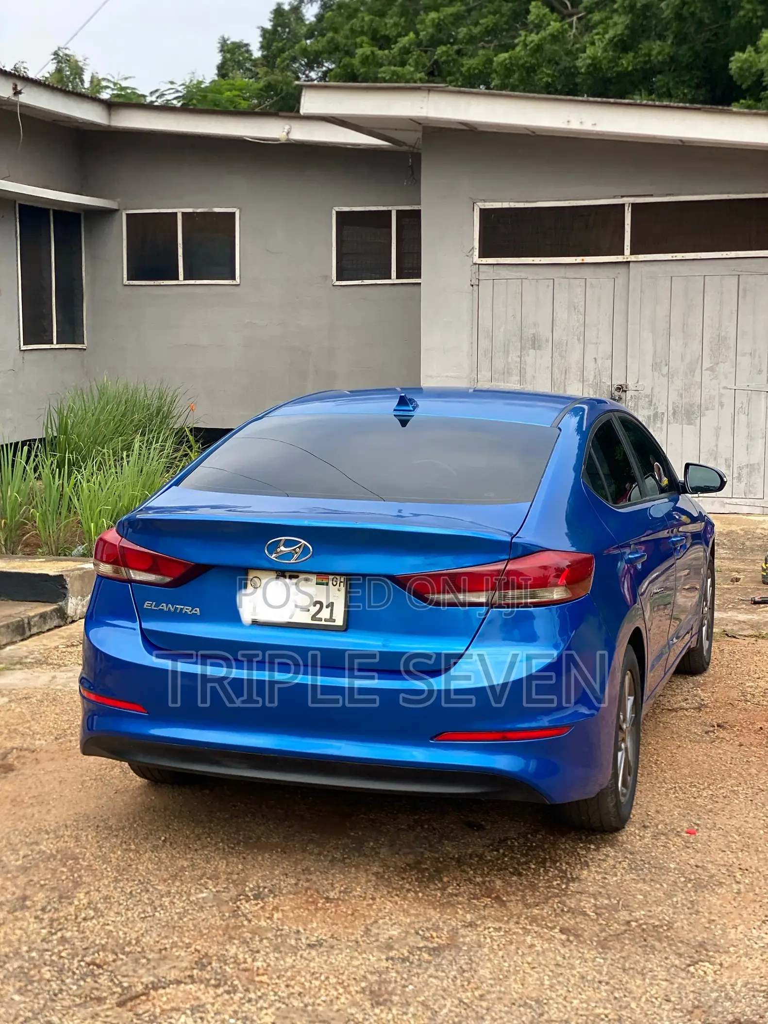 Hyundai Elantra 2017 Blue