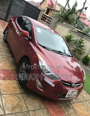 Hyundai Elantra 2013 Red