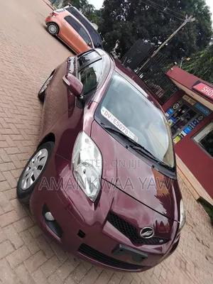 Toyota Vitz 2010 Brown