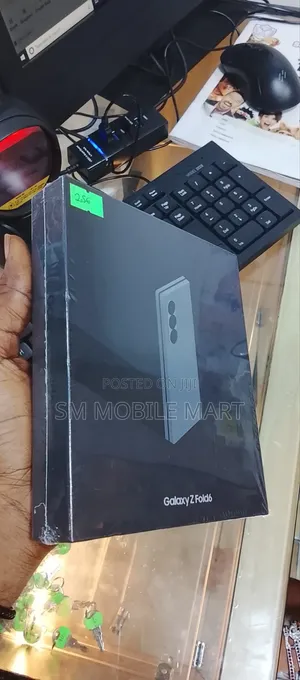 New Samsung Galaxy Z Fold6 256 GB Black