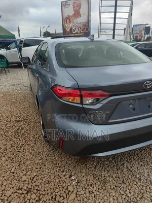 Toyota Corolla 2022 Blue