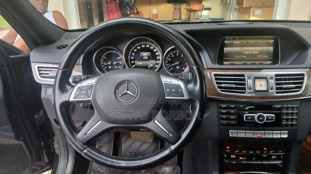 Mercedes-Benz E350 2012 Black