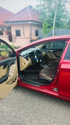Hyundai Elantra 2013 Red