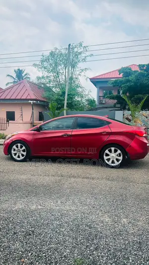 Hyundai Elantra 2013 Red