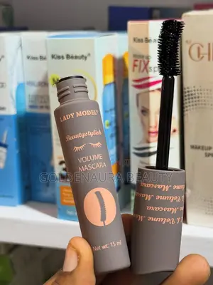 Lady Model Mascara