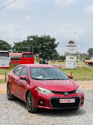 Toyota Corolla 2015 Red