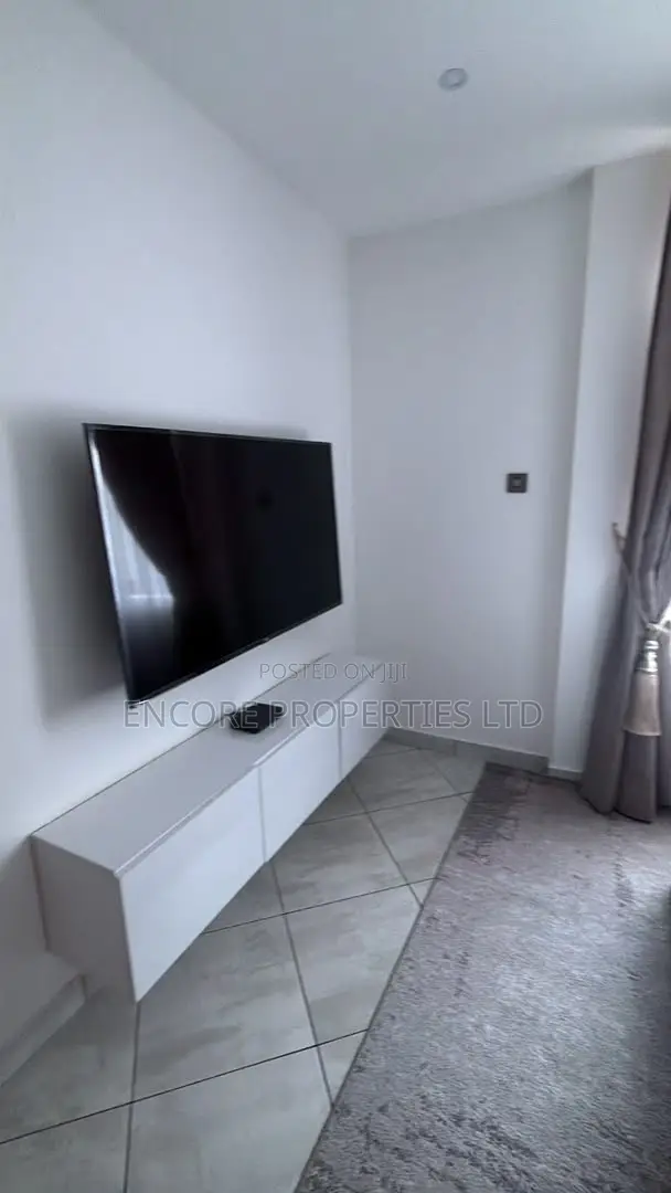 Furnished 3bdrm Apartment in Airport Residential Area for rent