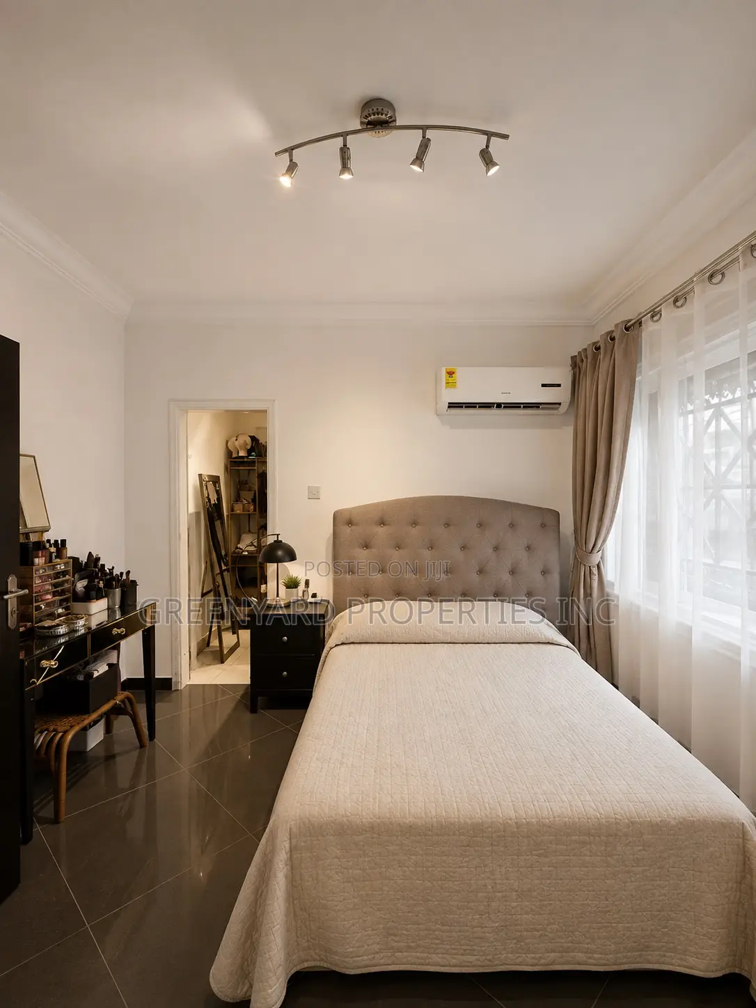 Furnished 2bdrm Apartment in Com17 Shell, Spintex for sale
