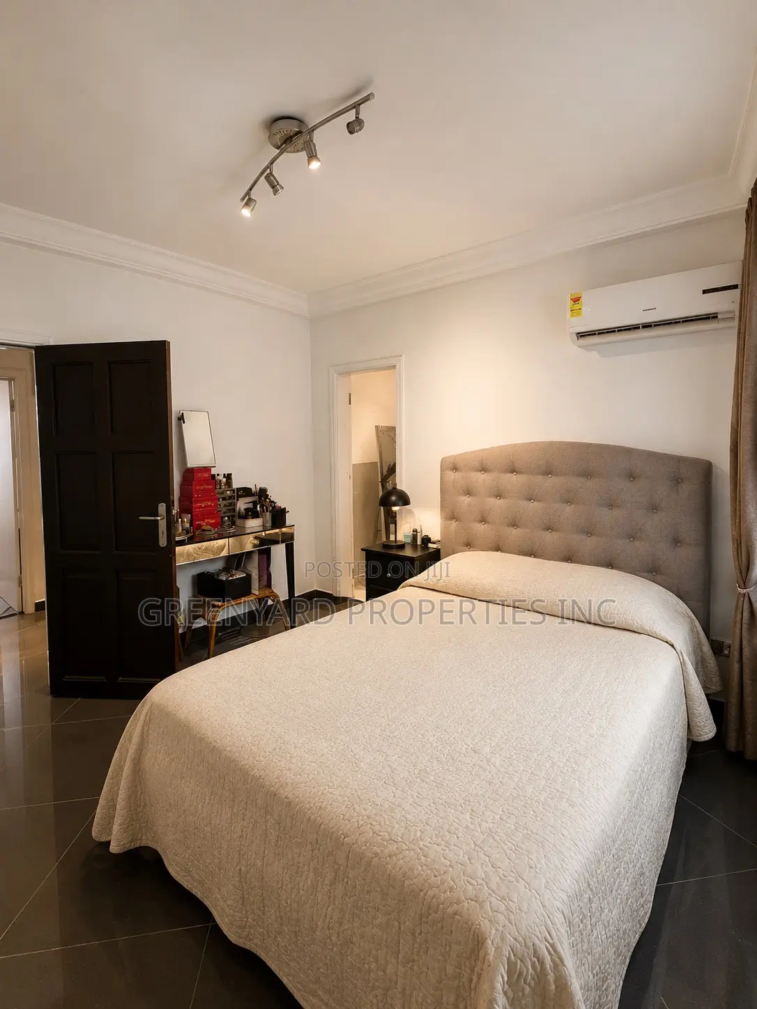 Furnished 2bdrm Apartment in Com17 Shell, Spintex for sale