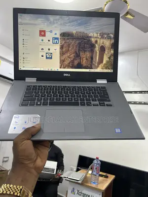 Laptop Dell Inspiron 15 5579 8GB Intel Core i5 SSD 512GB