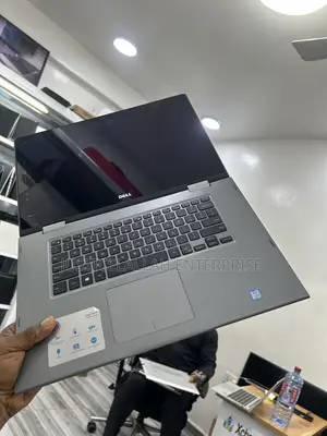 Laptop Dell Inspiron 15 5579 8GB Intel Core i5 SSD 512GB