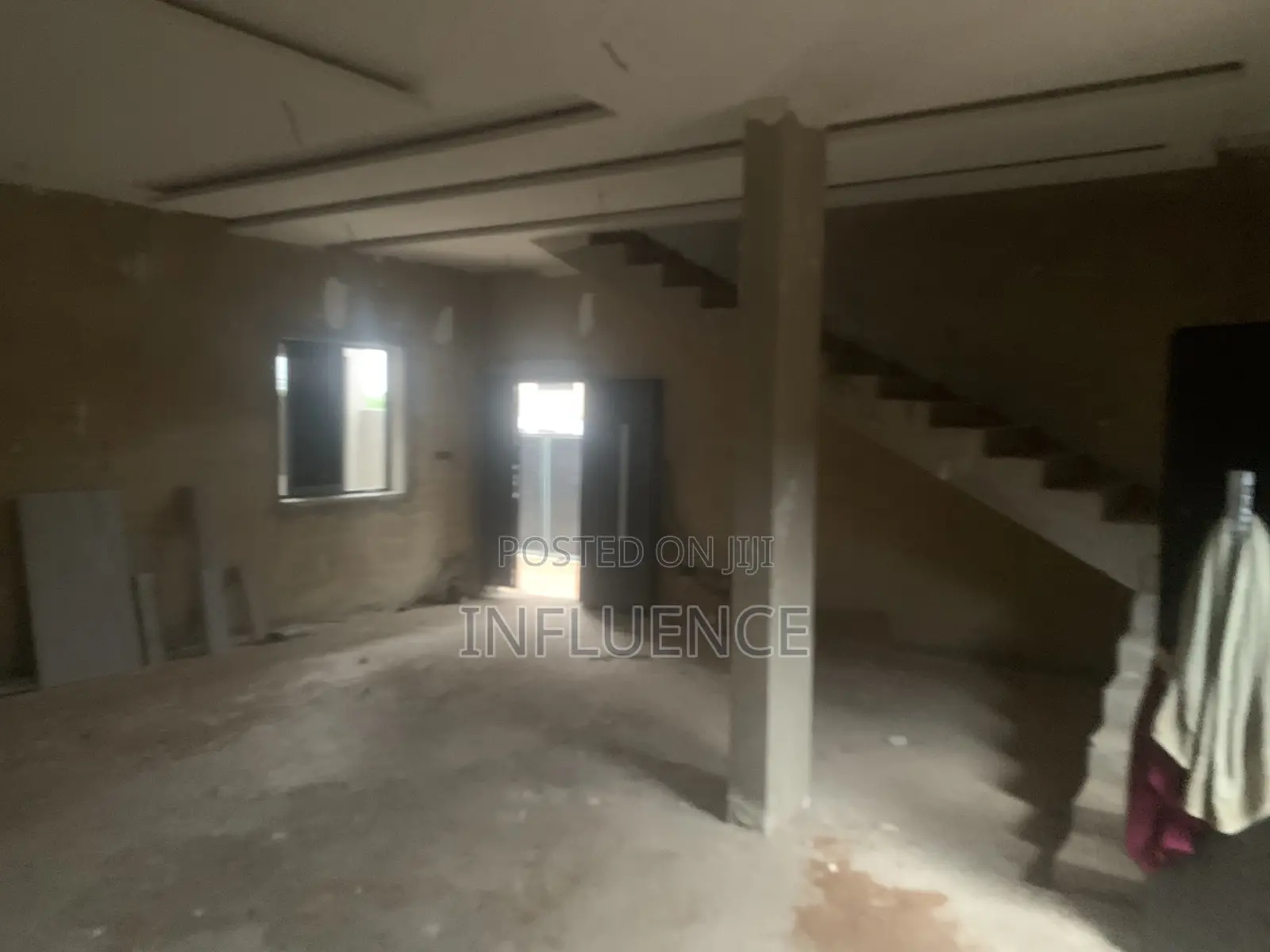 3bdrm House in American House Area, East Legon for sale