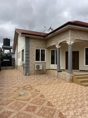 Furnished 5bdrm House in Lakeside for sale