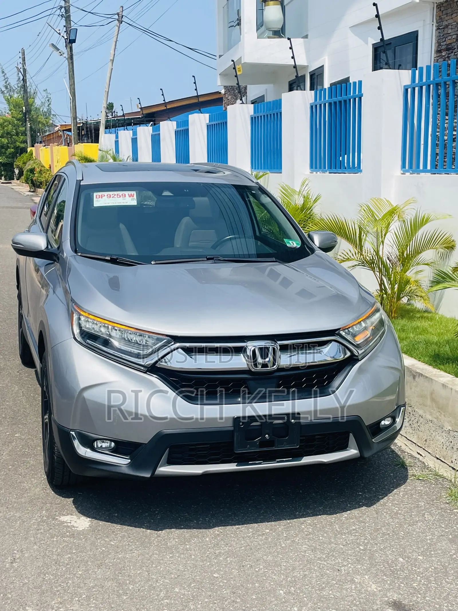 Honda CR-V Touring AWD 2018 Silver
