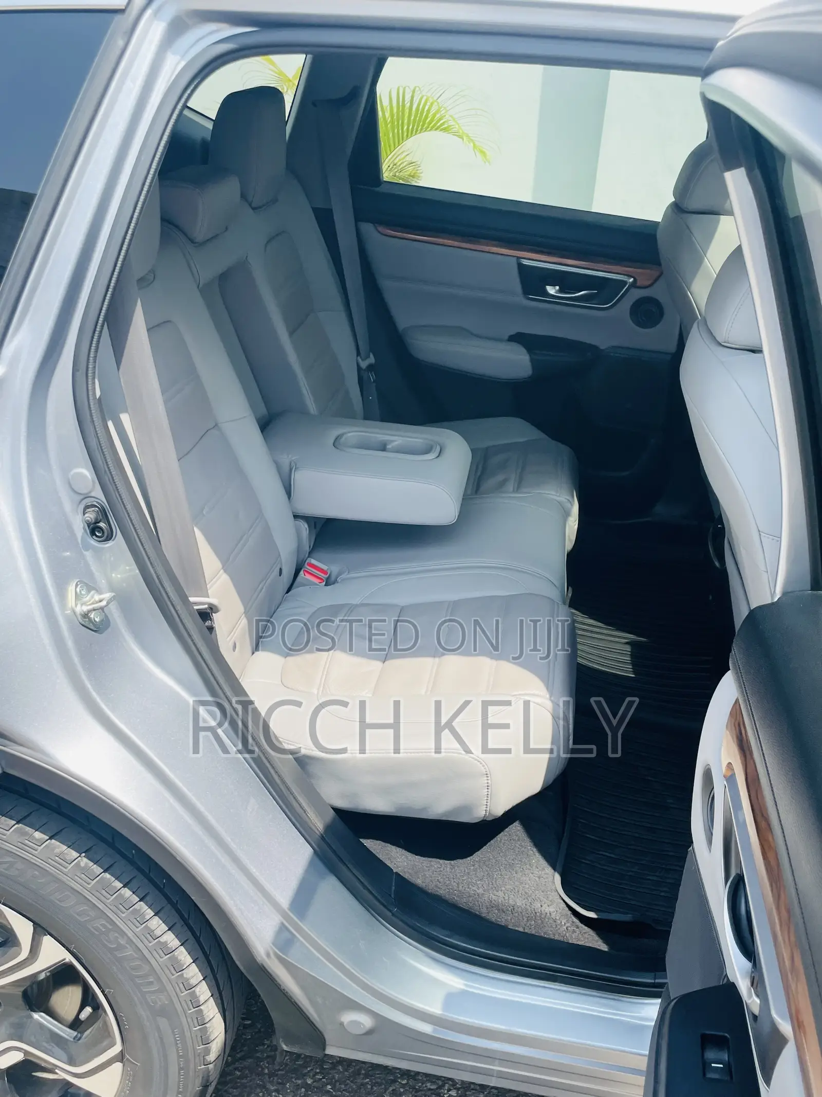 Honda CR-V Touring AWD 2018 Silver