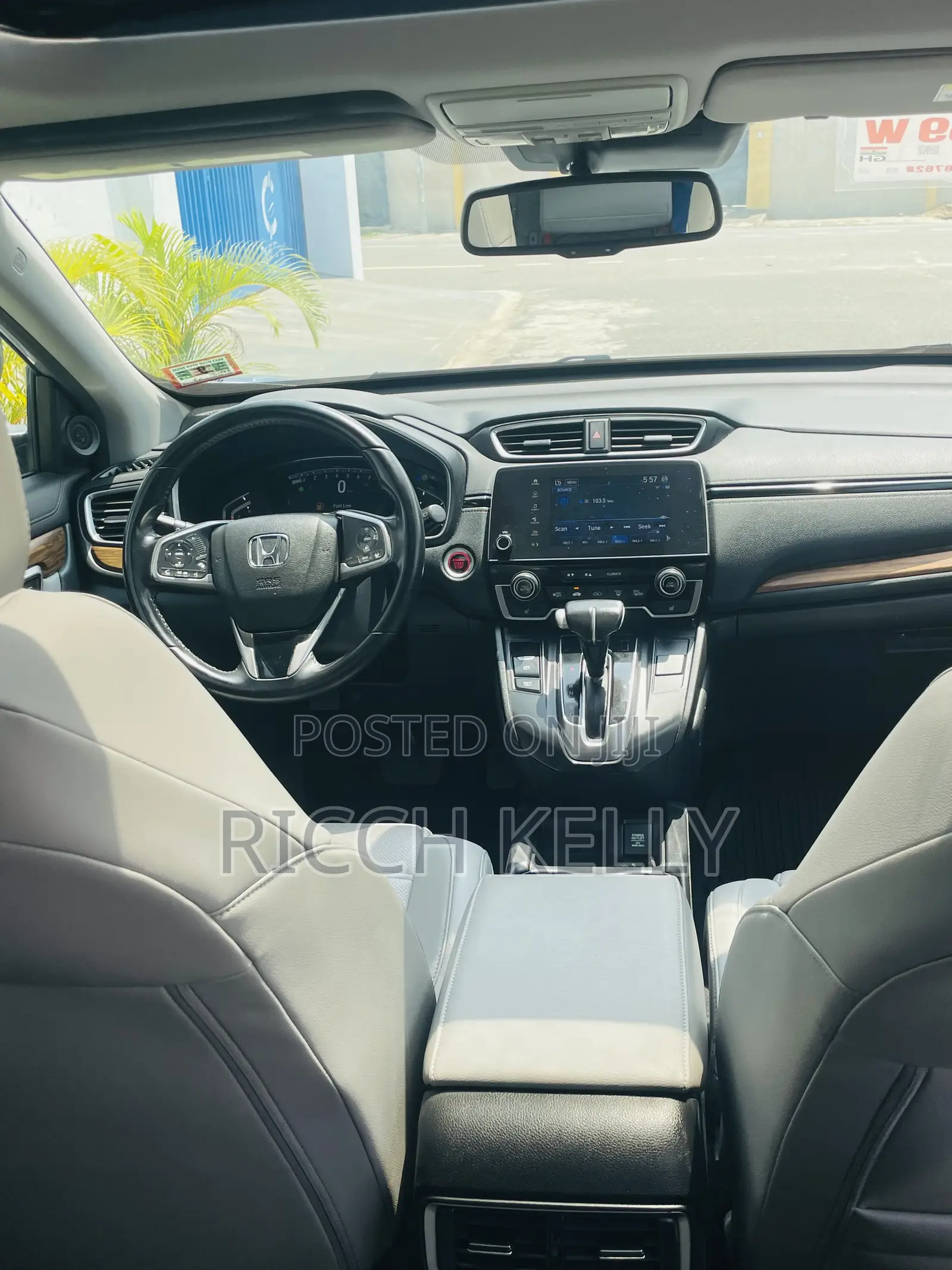 Honda CR-V Touring AWD 2018 Silver