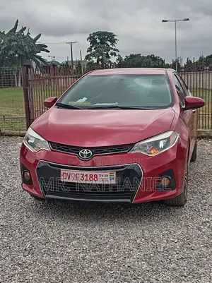 Toyota Corolla 2016 Red