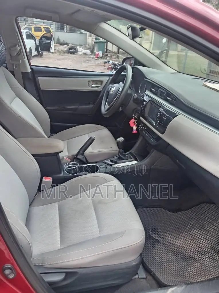 Toyota Corolla 2016 Red