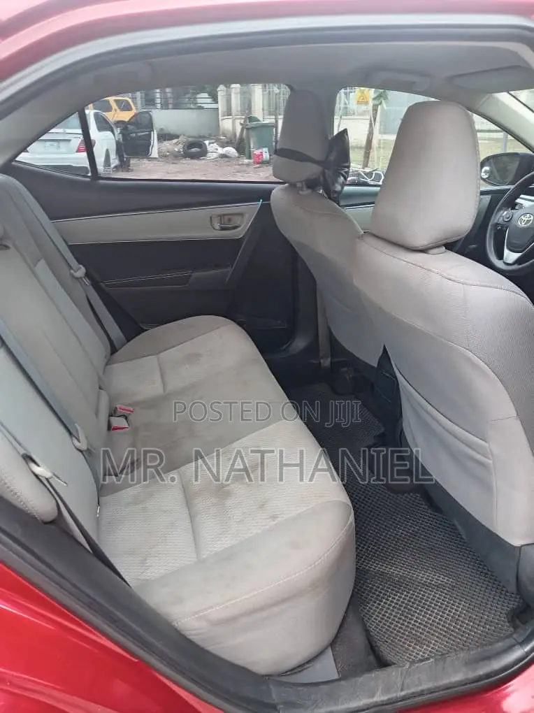 Toyota Corolla 2016 Red