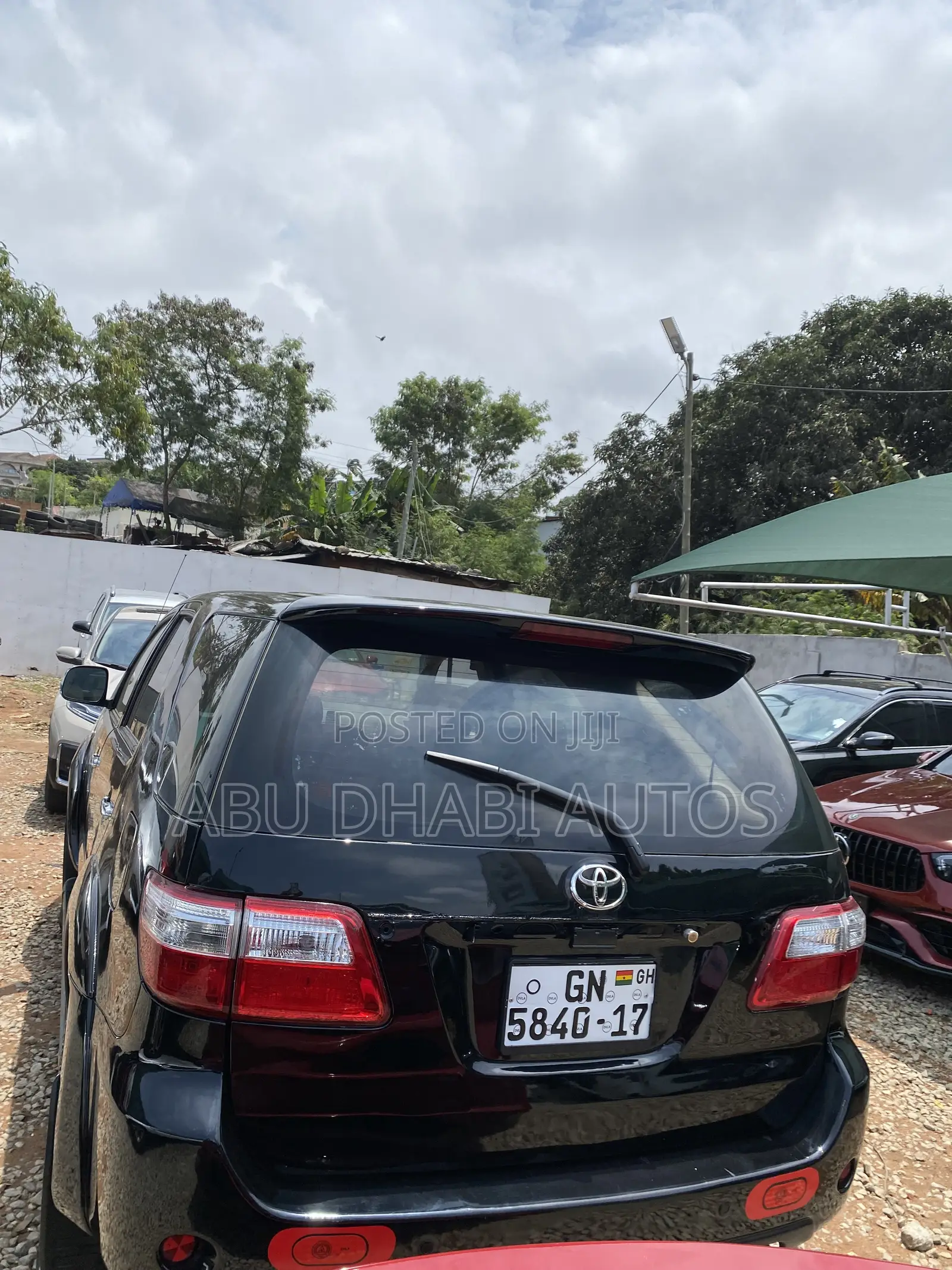 Toyota Fortuner 2.5 D AWD 2010 Black