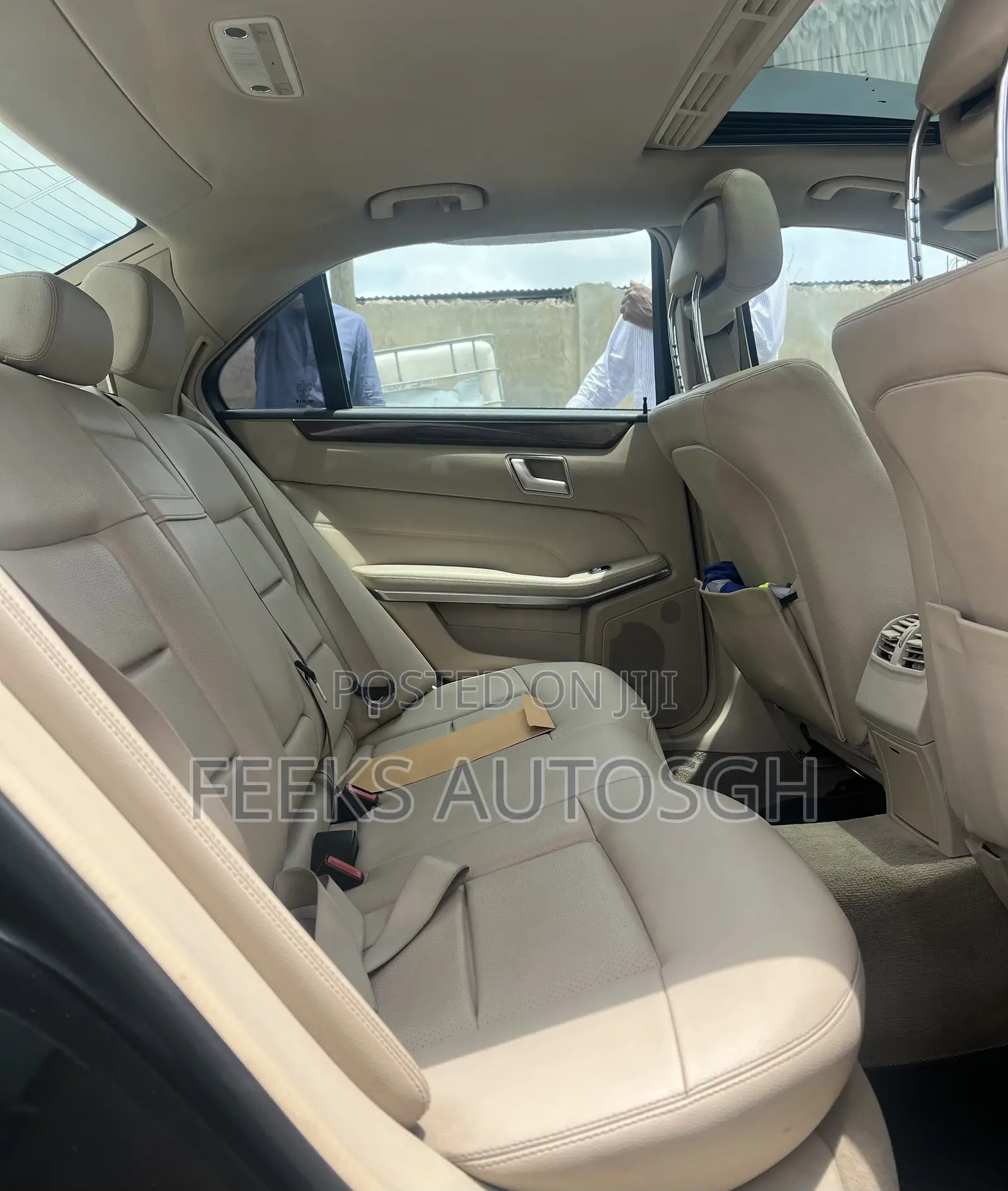 Mercedes-Benz E350 Base 4Matic Sedan AWD (3.5L 6cyl 7A) 2014 Black
