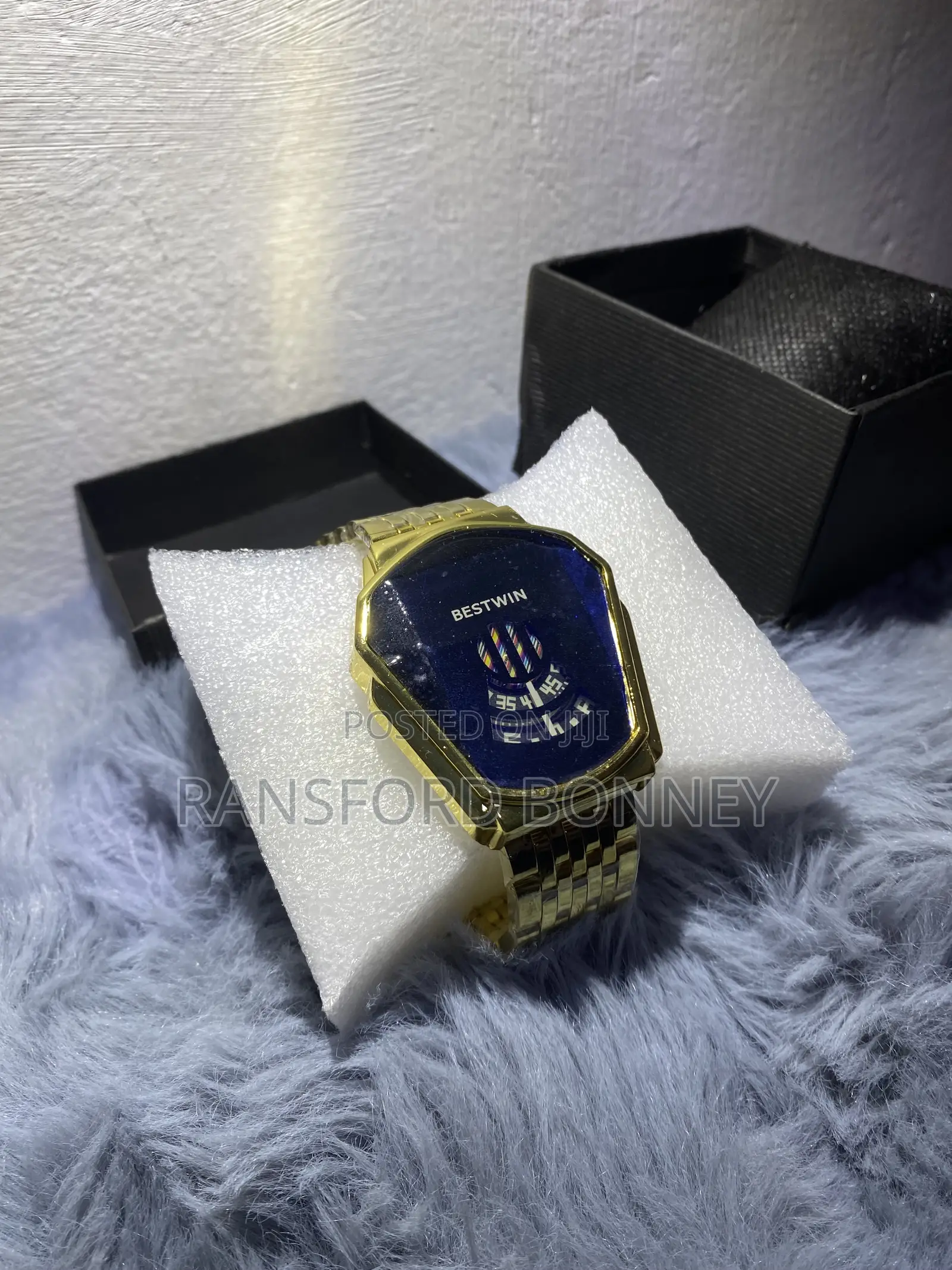 Bestwin Luxury Gold Men’s Watch