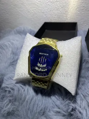 Bestwin Luxury Gold Men’s Watch