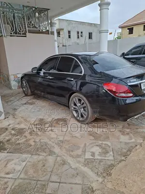 Mercedes-Benz C300 Base 4Matic Coupe AWD (2.0L 4cyl 7A) 2017 Black