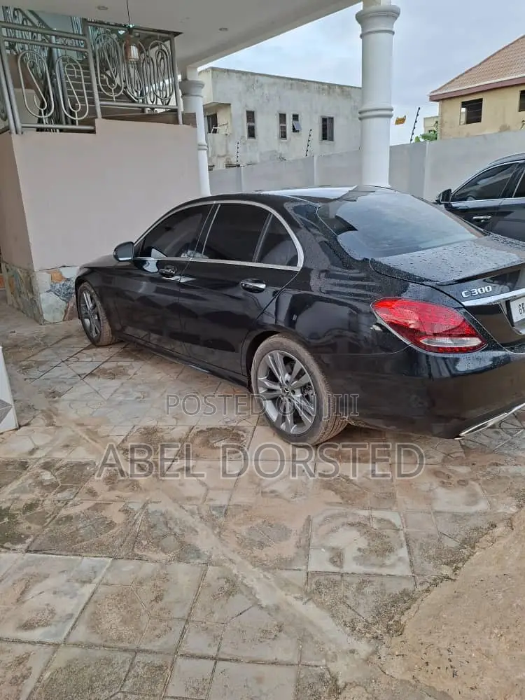 Mercedes-Benz C300 Base 4Matic Coupe AWD (2.0L 4cyl 7A) 2017 Black