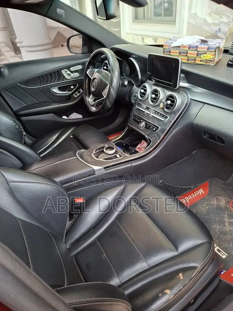 Mercedes-Benz C300 Base 4Matic Coupe AWD (2.0L 4cyl 7A) 2017 Black