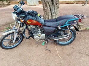 Royal Motorcycle 2019 Red