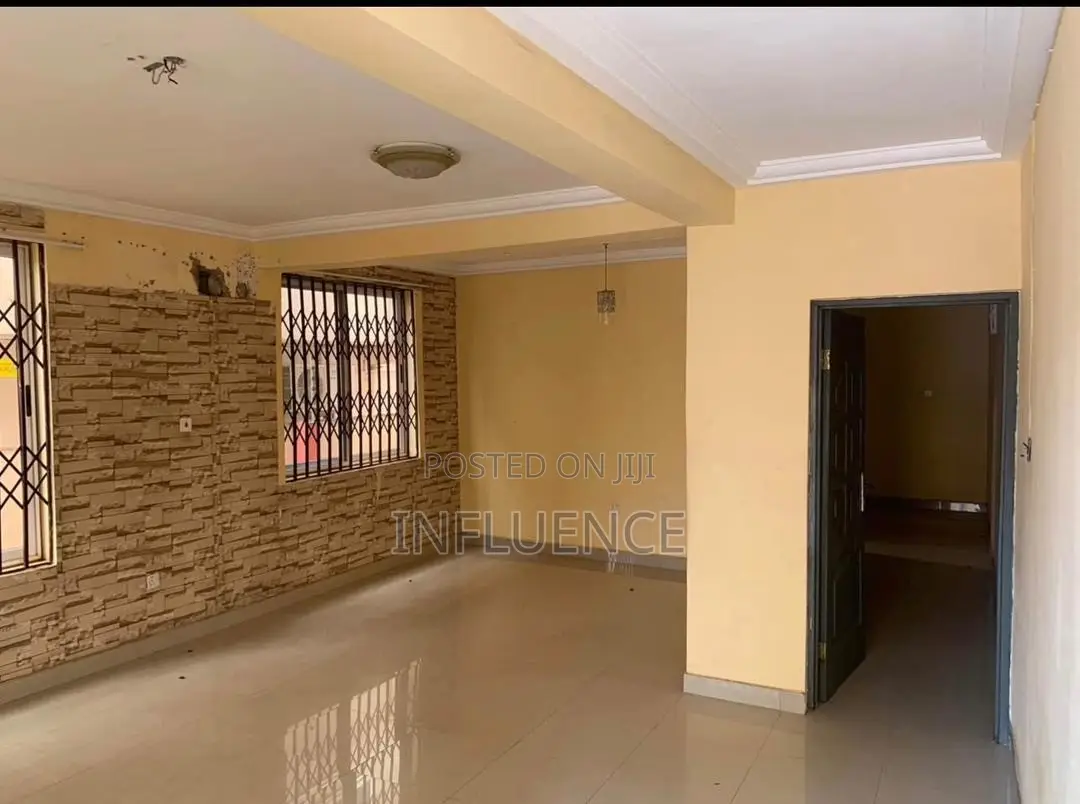 3bdrm House in Kwabenya, East Legon for sale
